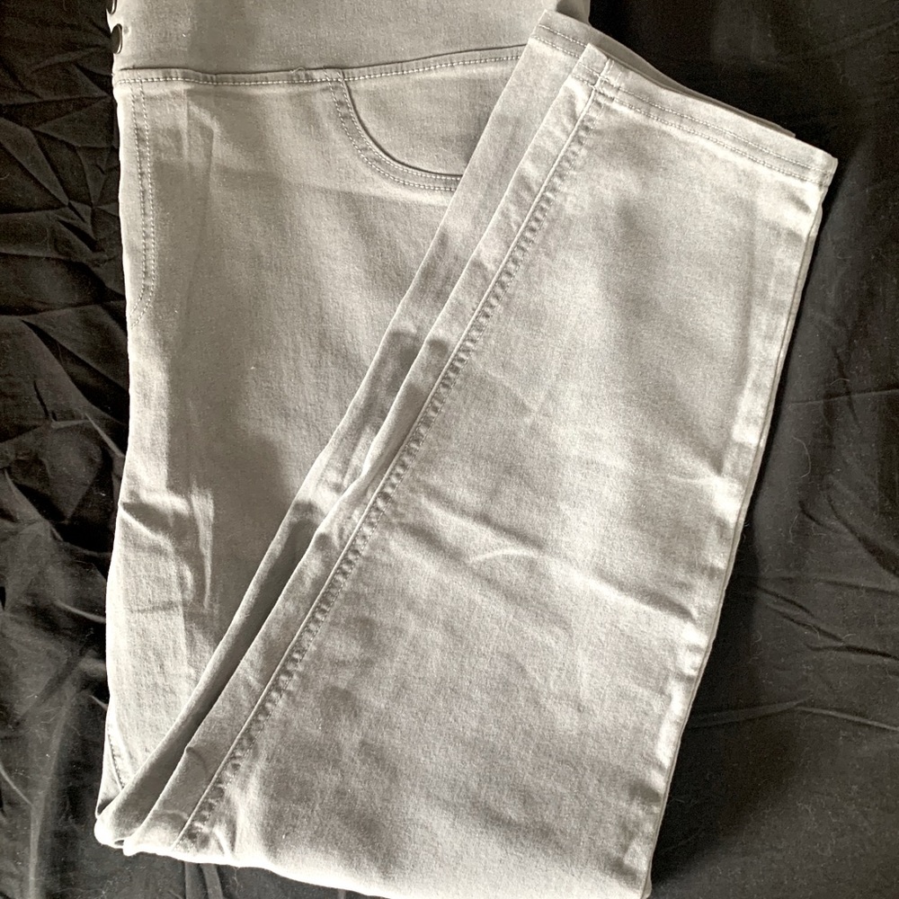 Grey Double Button Jegging - Picture 4 of 5